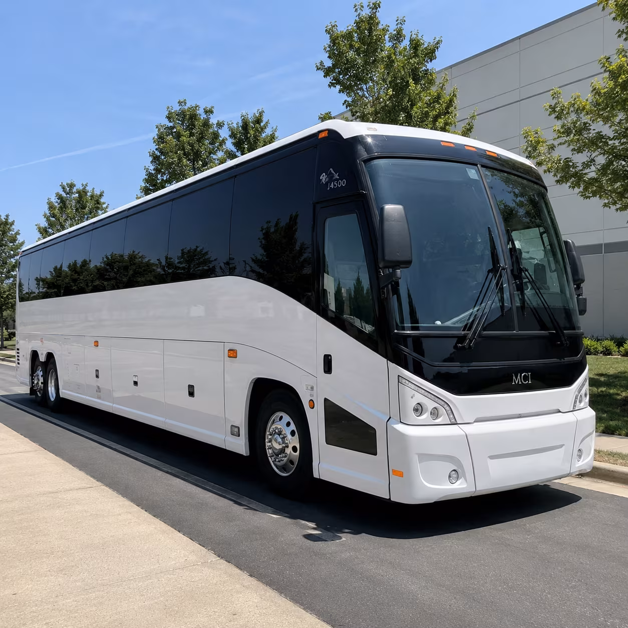 charter buses for trade show attendees arriving at mobile regional airport