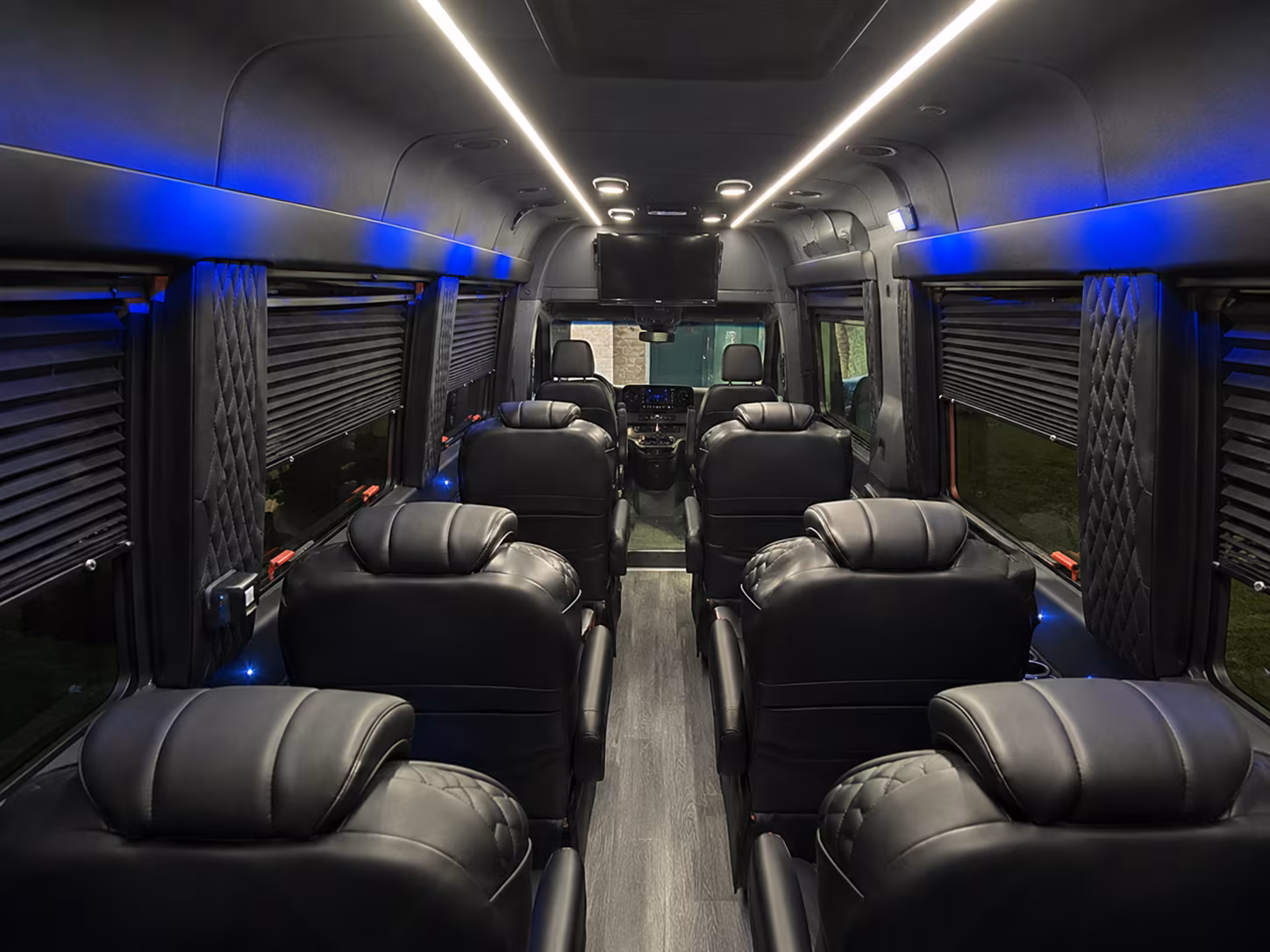 easily book transportation for your next airport transfer 1