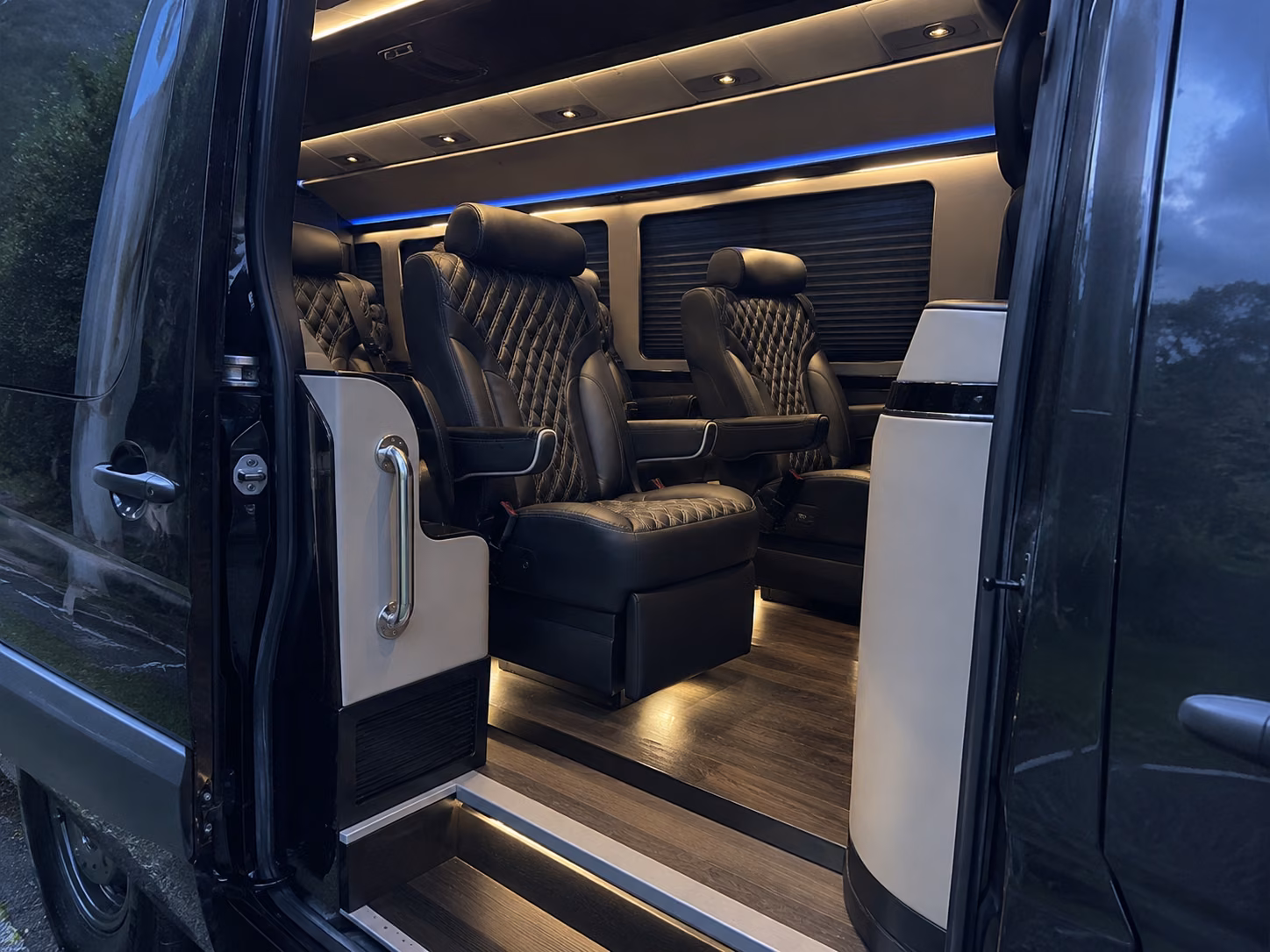 easily book transportation for your next birthday 4