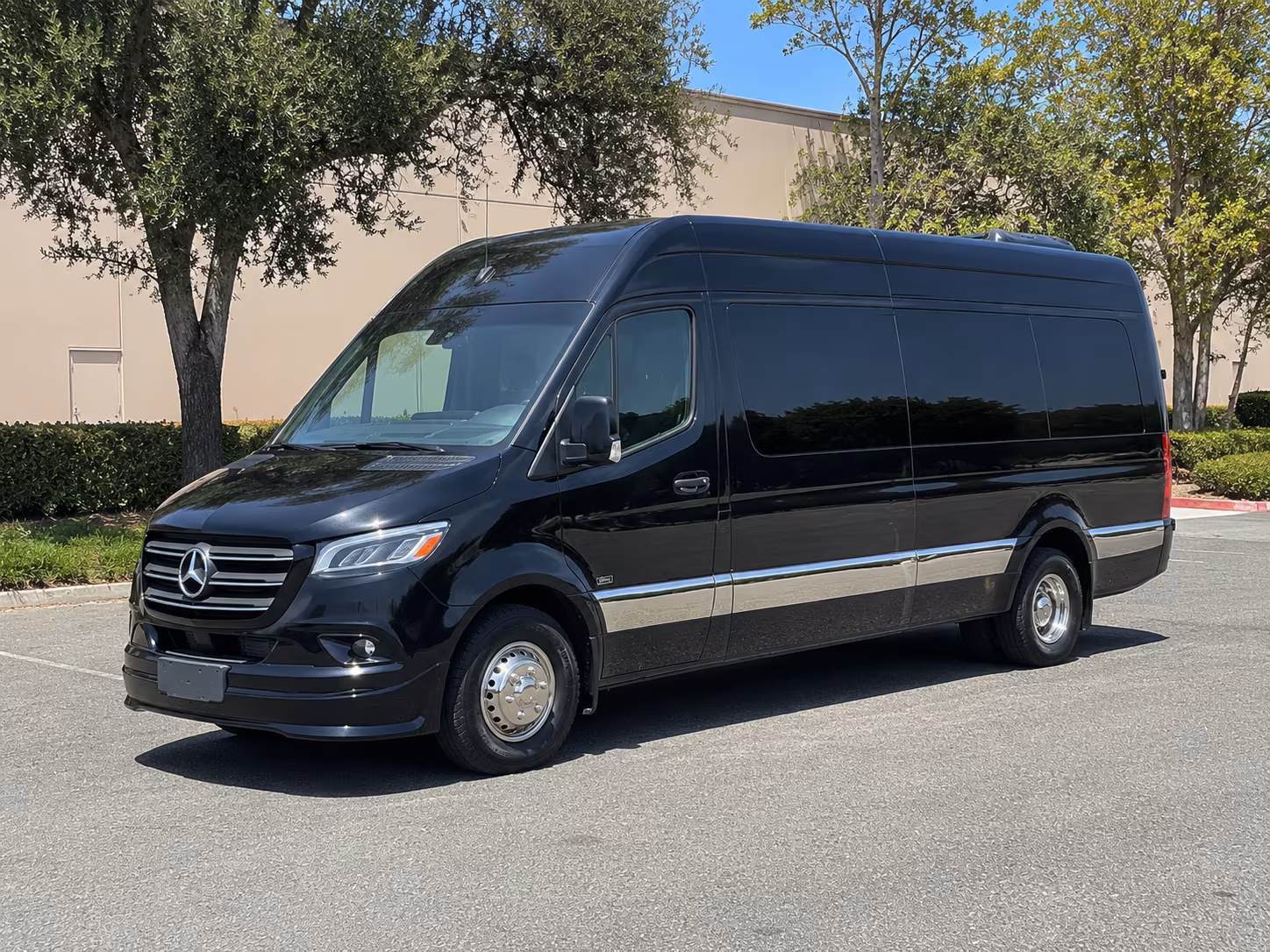 easily book transportation for your next wine tour 1