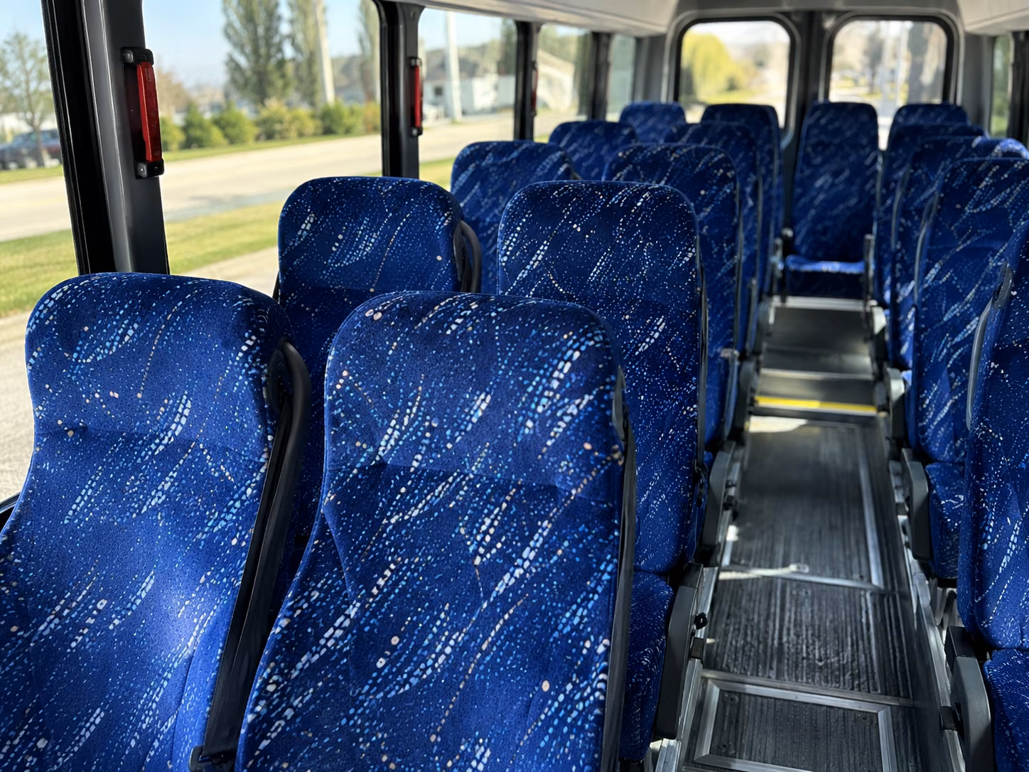 minibus rentals for smaller mobile wedding parties and intimate ceremonies