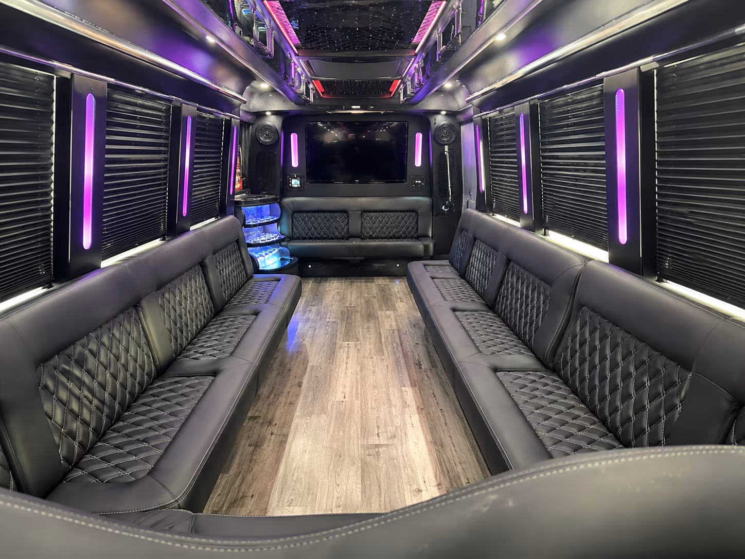 party buses for music festival weekends on the mobile bay