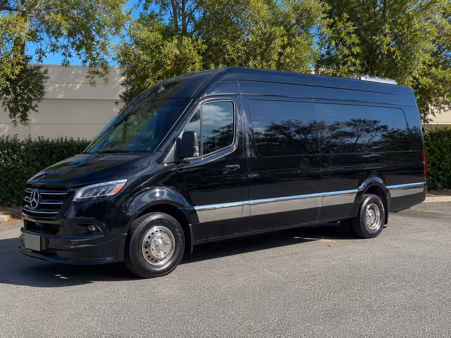 sprinter vans and minibuses for small group winery day trips out of mobile