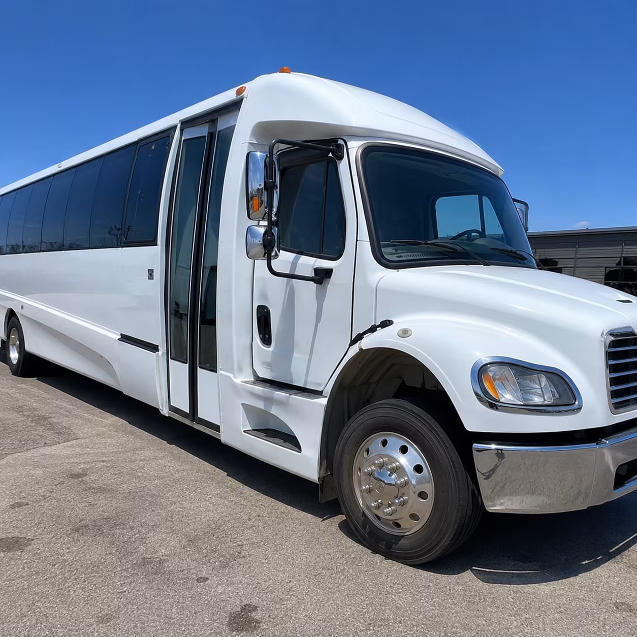 why rent using mobileminibuscompany com 2